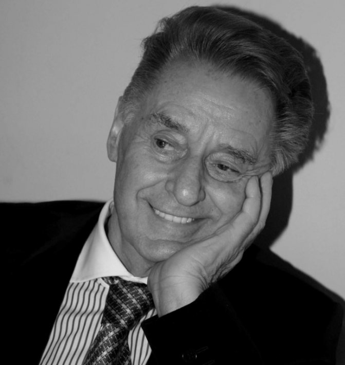 Андрей Дементьев