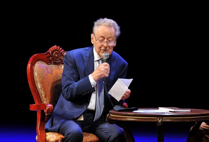Андрей Дементьев