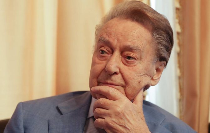 Андрей Дементьев