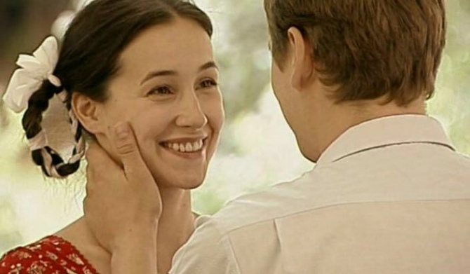 'Кадр из сериала "Райские яблочки"'