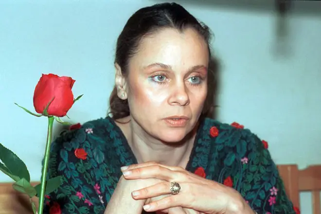 Любовь Полищук страдала саркомой позвоночника